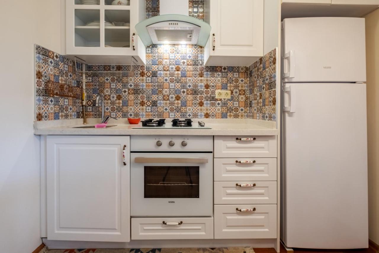 Pleasant Flat With Central Location In Sisli Istambul Extérieur photo